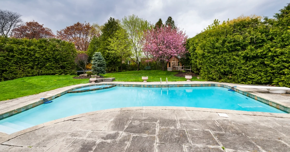 turf for pool area — featured image