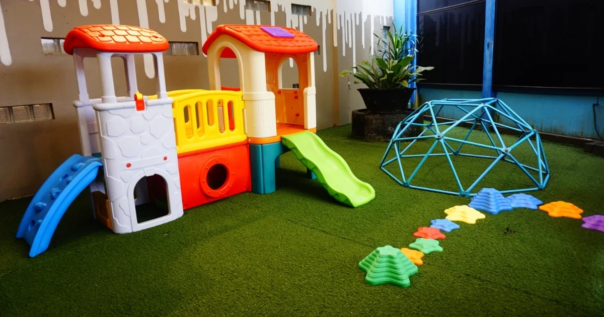 artificial turf playground — featured image