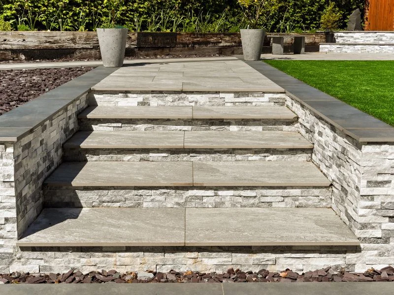 Hardscape Steps in a yard in Newport Beach CA